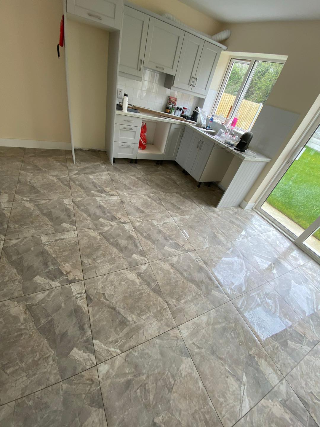 kitchen tiler in clare
